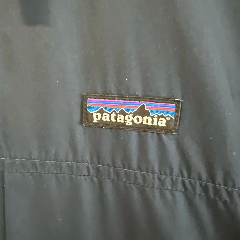Patagonia Kids Dark Blue Reversible Shelled Microdini M 10Y